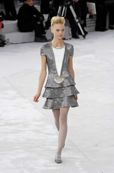 Look 53